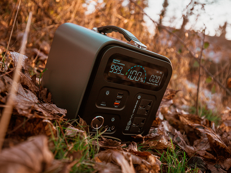 Product photograph of Portable Solar Power Station 200w from The Garden Furniture Centre Ltd