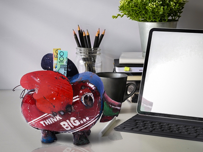 Product photograph of Piggy Money Bank from The Garden Furniture Centre Ltd